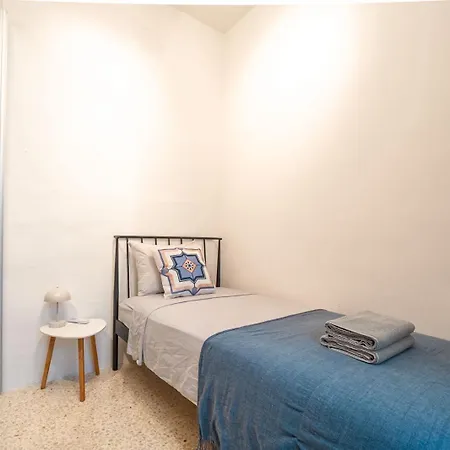 Sea Front 3 Bedroom Apartment With Ps5 Sliema Exterior photo