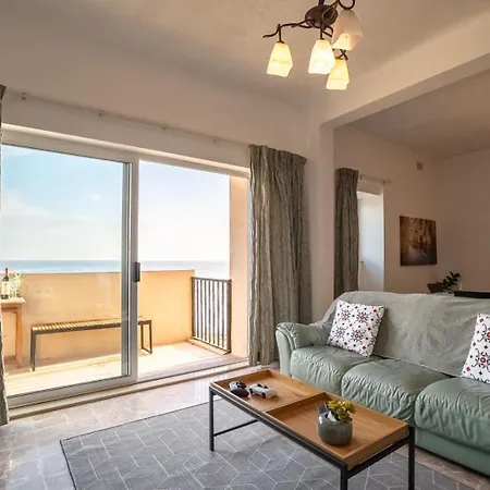 Sea Front 3 Bedroom Apartment With Ps5 Sliema Exterior photo